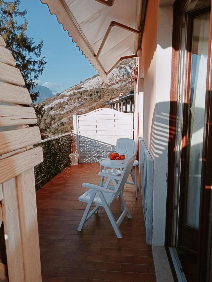 Appartamento Ellen Torbole Sul Garda Zewnętrze zdjęcie
